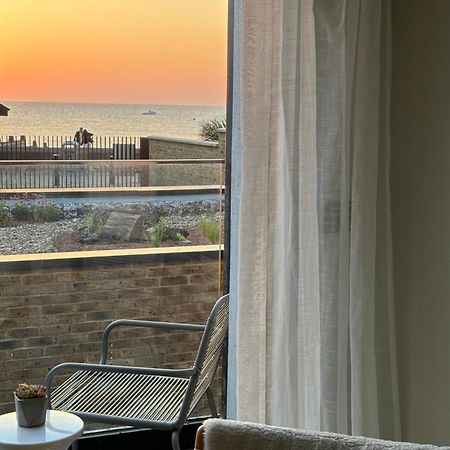 Home With Sea Views Next To The Beach! Whitstable Exterior photo