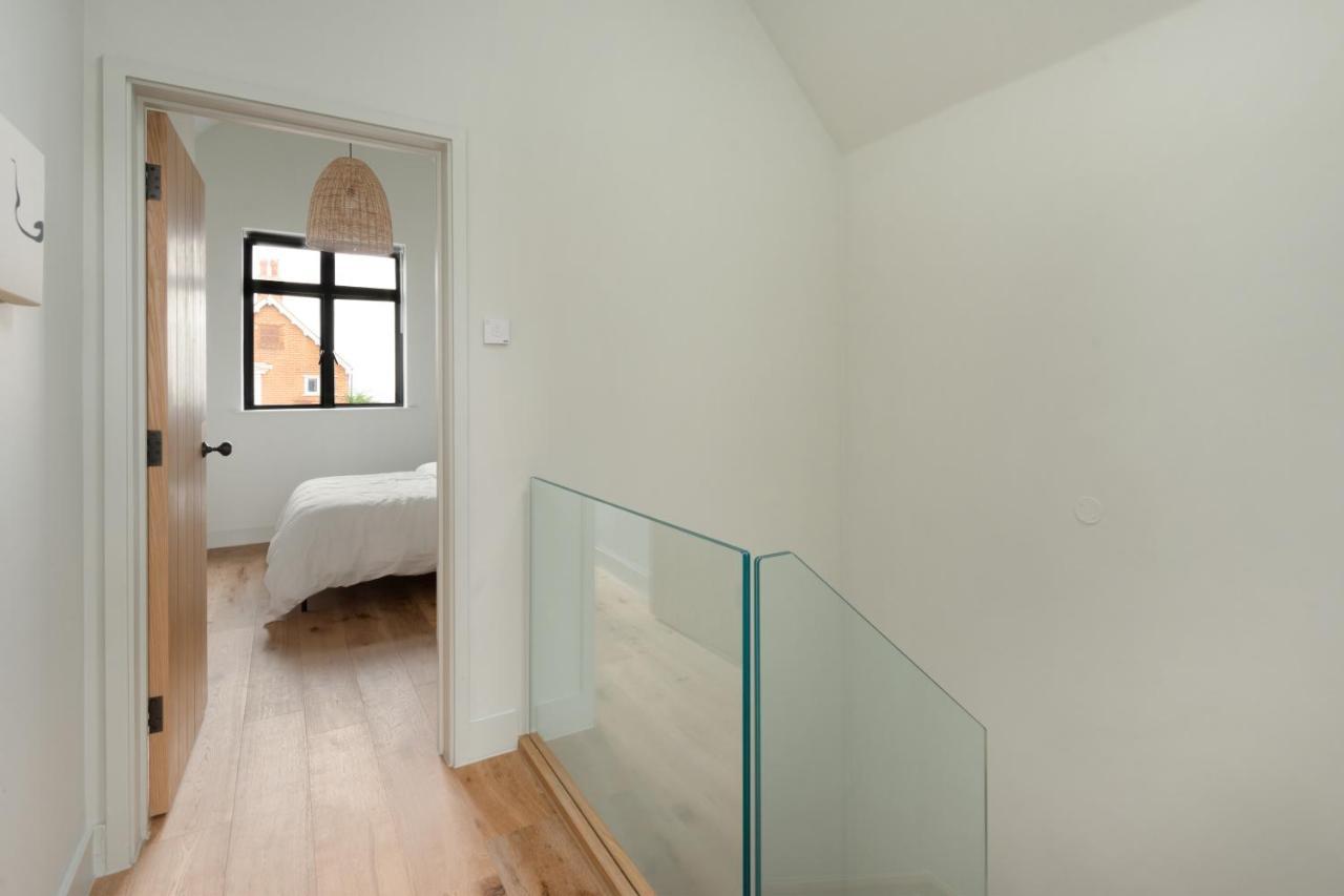 Home With Sea Views Next To The Beach! Whitstable Exterior photo