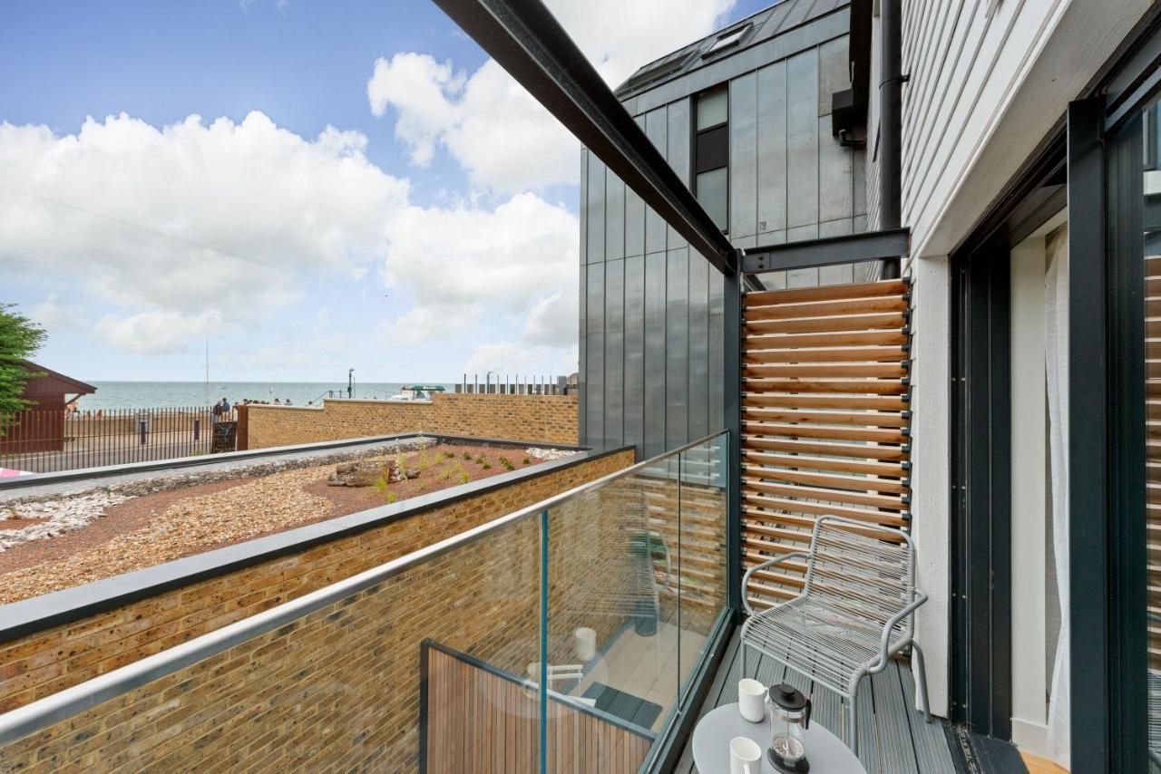 Home With Sea Views Next To The Beach! Whitstable Exterior photo