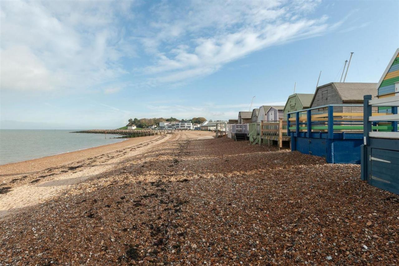 Home With Sea Views Next To The Beach! Whitstable Exterior photo